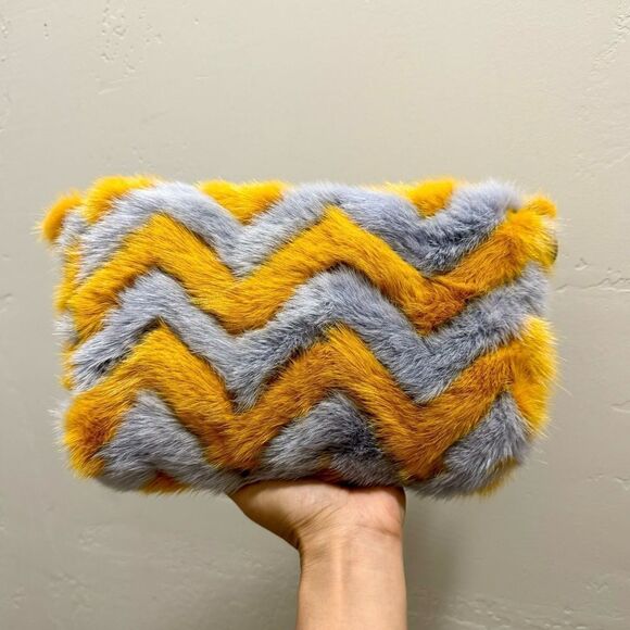 Real Mink Fur Colorblock Herringbone Pattern Handmade Slouchy Bag/Crossbody - Picture 10 of 16